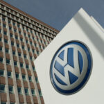 Volkswagen – फोक्सवॅगन – राखेतून भरारी घेतलेल्या उद्योग  साम्राज्याची यशोगाथा !